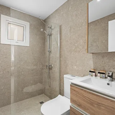 Mezzarina Retreat - Stylish 2br In Agia Napa