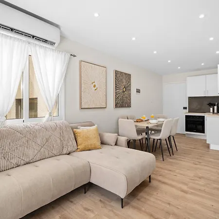 Appartamento Mezzarina Retreat - Stylish 2br In Ayia Napa
